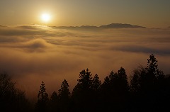 朝焼けと雲海