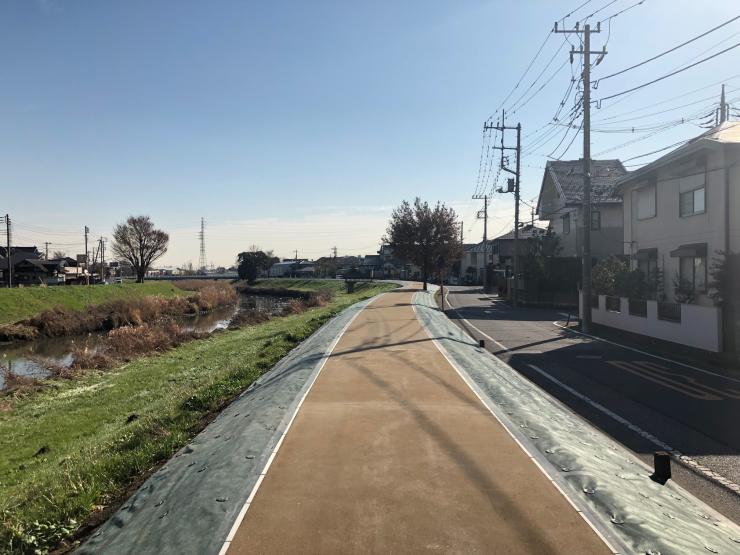 綾瀬川(川口)遊歩道1