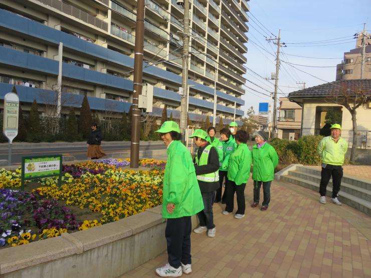 下前町会防犯パトロール風景4