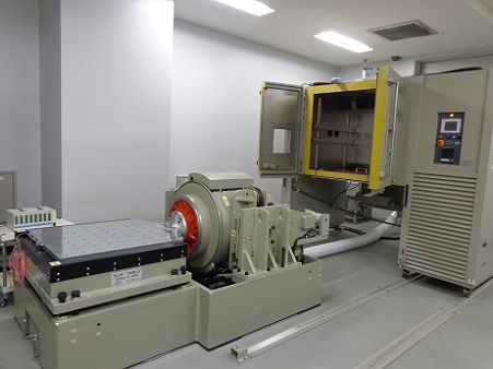 振動試験機写真