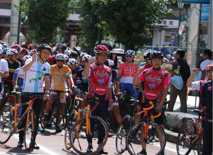 第67回秩父宮杯埼玉県自転車道路競走大会の様子