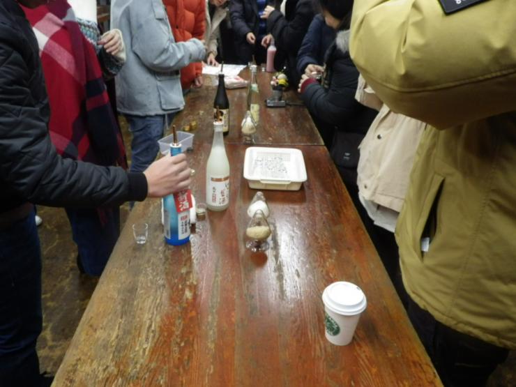 武甲酒造での試飲の様子