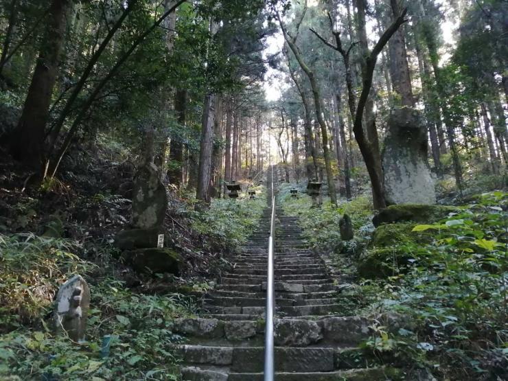 岩井堂へ向かう階段