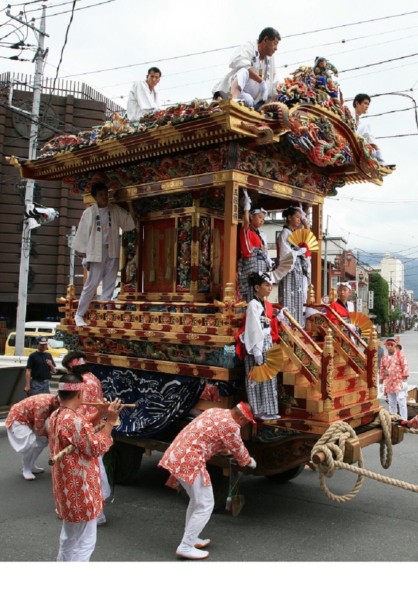 秩父川瀬祭の川瀬と屋台の行事 [秩父市]