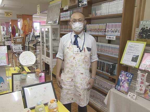 飯能高校図書館の司書の写真