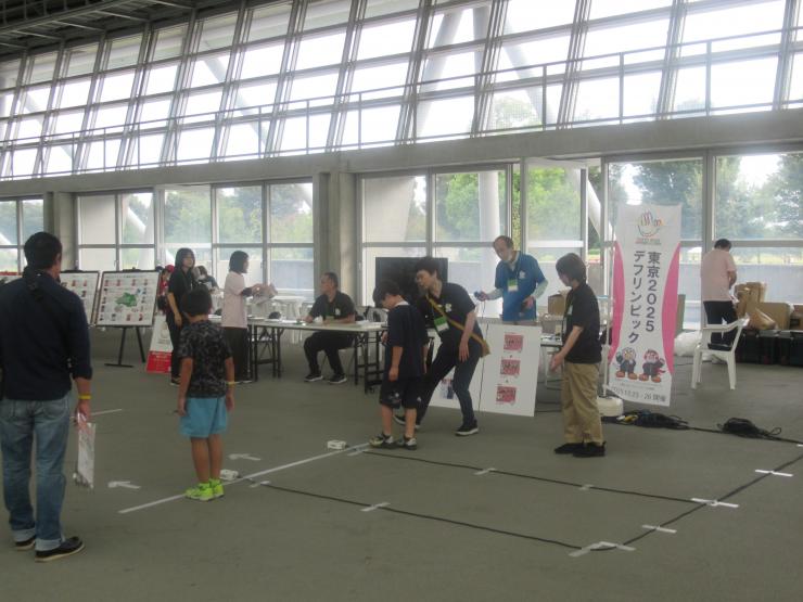 デフスポーツ体験ブース/東京デフリンピック2025PRブースの様子