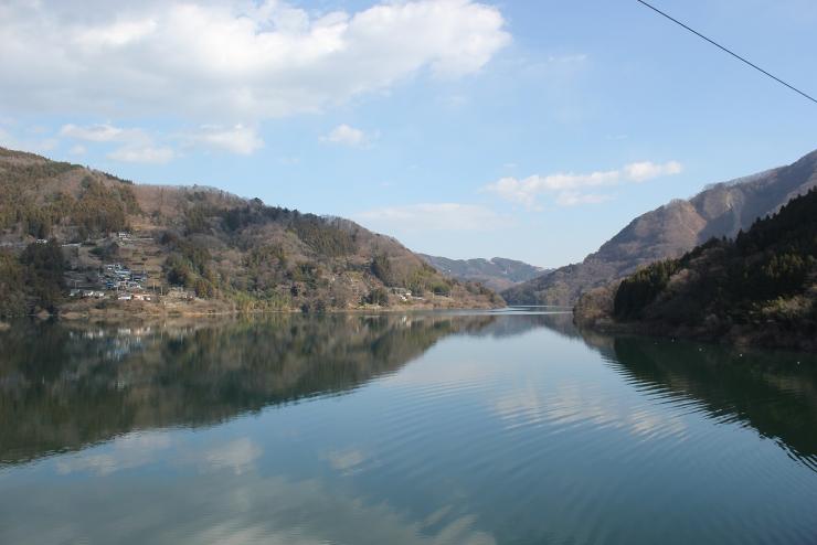 金比羅橋下流の風景