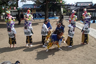 桑崎の獅子舞