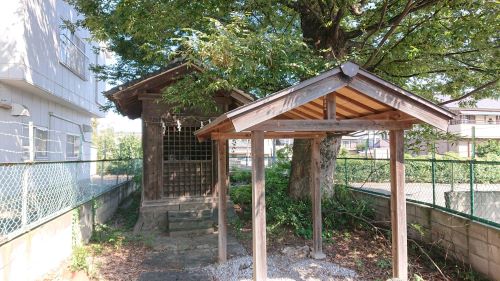 戸谷八神社