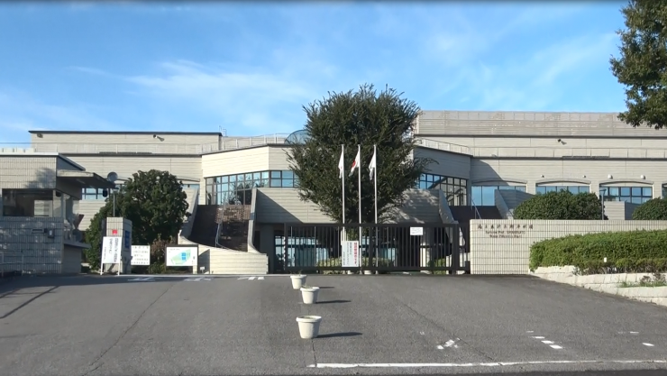 新三郷浄水場正面