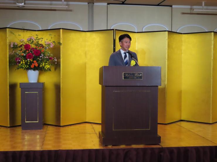 白土幸仁議長の写真