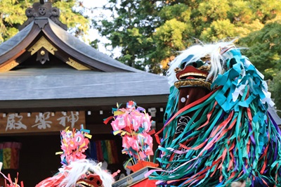 画像：高麗の獅子舞