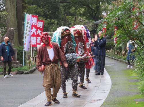 画像：高麗の獅子舞