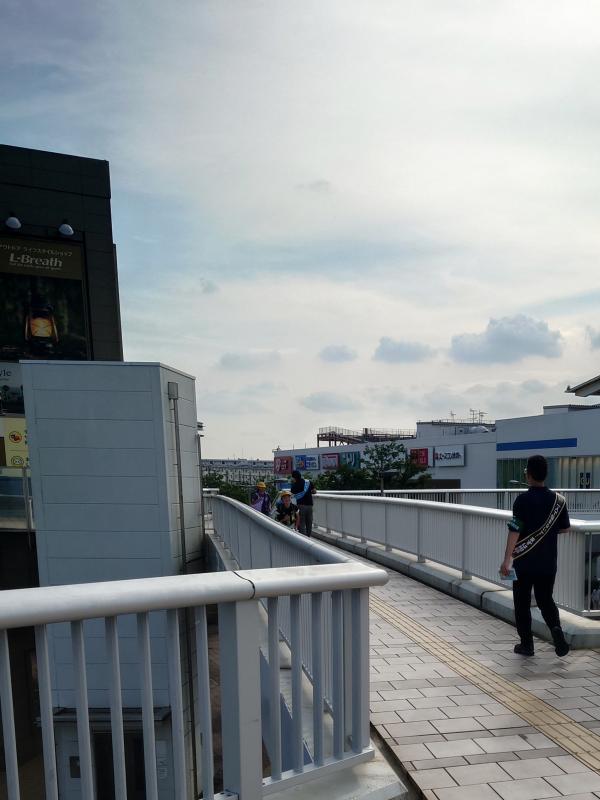 新三郷駅キャンペーン写真2