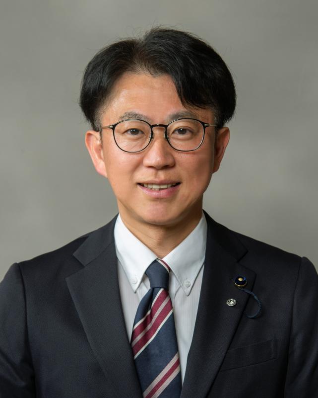 白土幸仁議長の写真