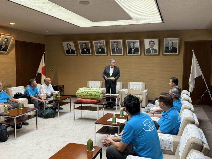 飯塚俊彦副議長