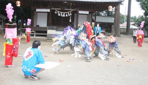 画像：葛貫獅子舞
