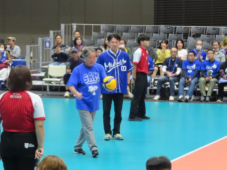 白土幸仁議長の写真