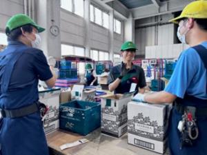 仕事をしている様子