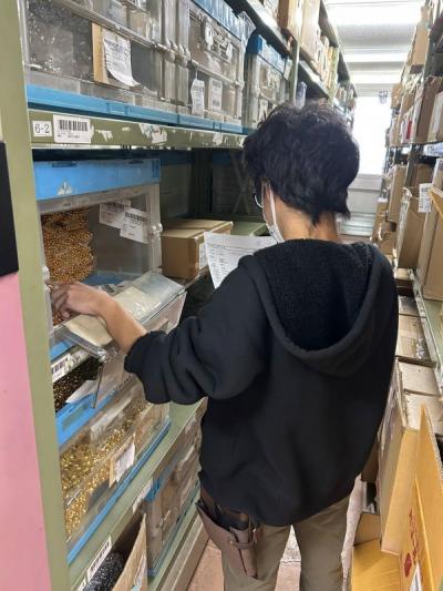 仕事をしている様子