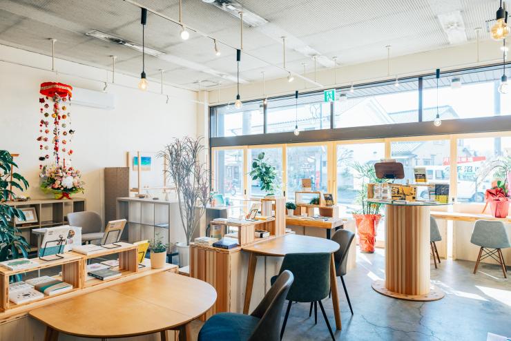 インキュベーション施設