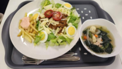 こども食堂およびフードパントリーの運営