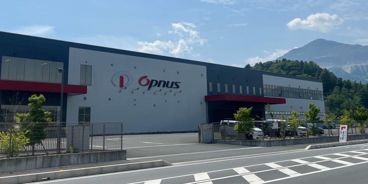 株式会社オプナス