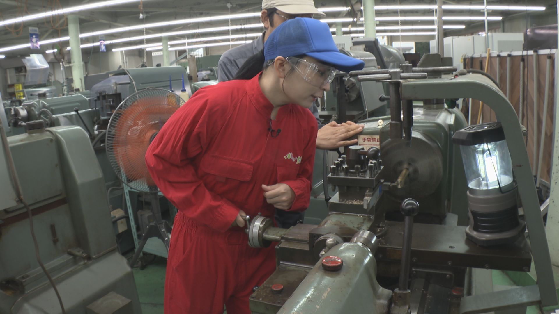 アンゴラ村長技ワン